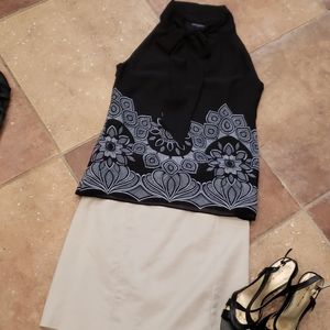 Banana Republic Black Sleeveless Blouse with White Floral Border